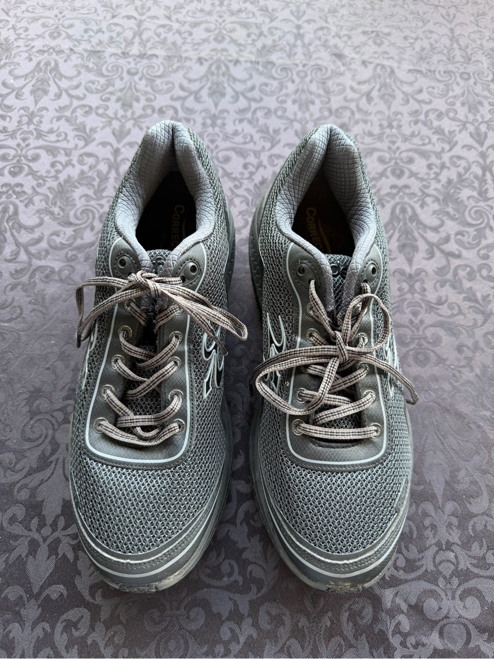 GDEFY Gravity Defyer Mighty Walk Men’s Size 11.5 Gray Black Walking Shoes